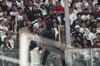 Deux supporters sont décédés à la suite d'un mouvement de foule jeudi au Chili KEYSTONE/AP/Esteban Felix